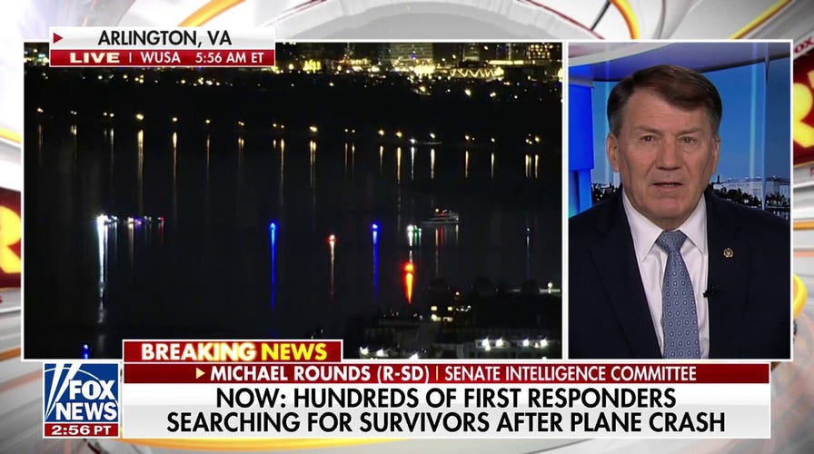 Dc Plane Crash Investigators To Review Communication Between 2 Aircraft