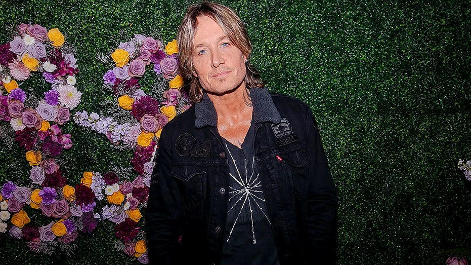 Keith Urban tells fans to stop reading into his concert behavior amid